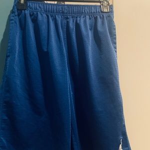Boys Nike shorts L